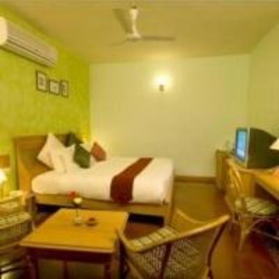 фото отеля Muthoot Cardamom County Resort Kumily
