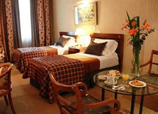 фото отеля Mayflower Suites