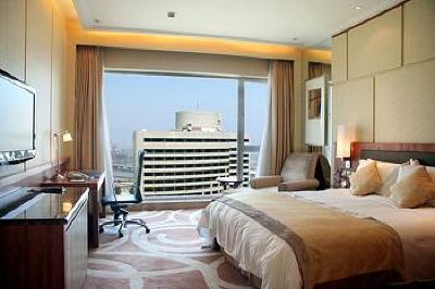 фото отеля New World Dalian Hotel