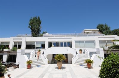 фото отеля Grand Bleu Hotel Eretria