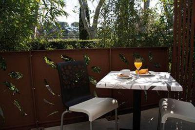 фото отеля Lagrange City Montpellier