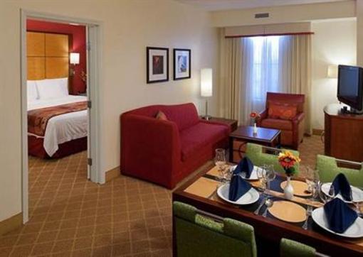 фото отеля Residence Inn Mettawa