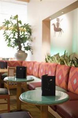 фото отеля Disney's Hotel Santa Fe