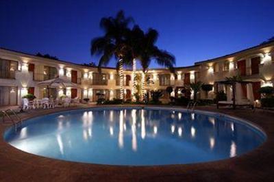 фото отеля Plaza Lopez Mateos Hotel Guadalajara