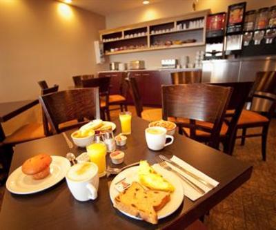 фото отеля Best Western Hotel Dynastie Mont Laurier
