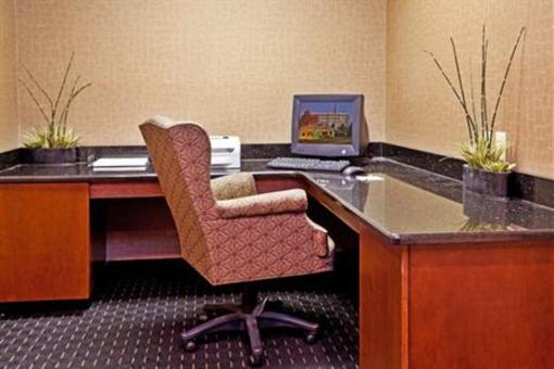 фото отеля Holiday Inn Select University Parkway Winston Salem