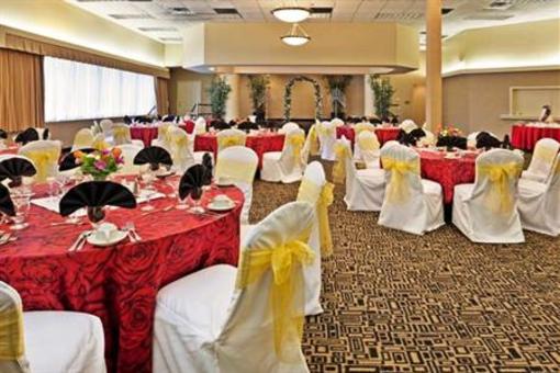 фото отеля Holiday Inn Select University Parkway Winston Salem