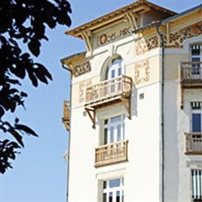 фото отеля Les Loges Du Parc Hotel La Roche-Posay
