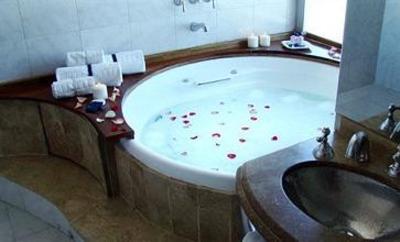 фото отеля Interplaza Hotel
