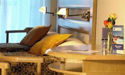 фото отеля Interplaza Hotel