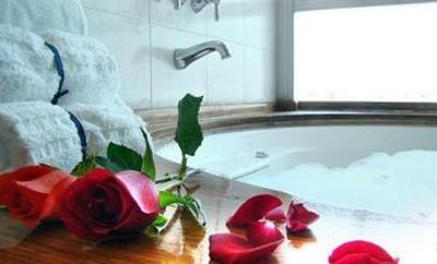 фото отеля Interplaza Hotel