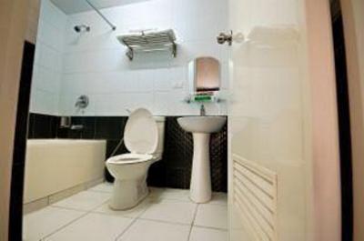 фото отеля Eurotel Makati Hotel