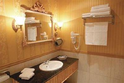 фото отеля Hotel Topaz Cluj-Napoca