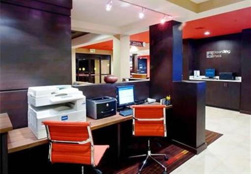 фото отеля Courtyard by Marriott Pensacola