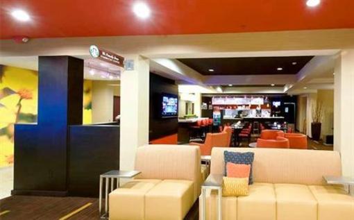 фото отеля Courtyard by Marriott Pensacola