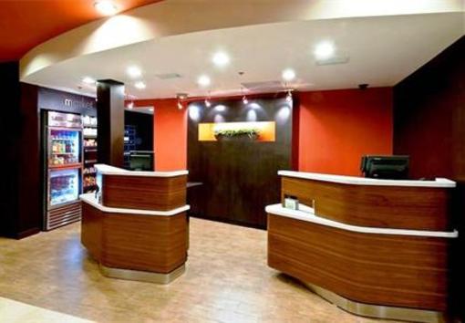 фото отеля Courtyard by Marriott Pensacola