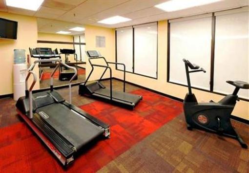 фото отеля Courtyard by Marriott Pensacola