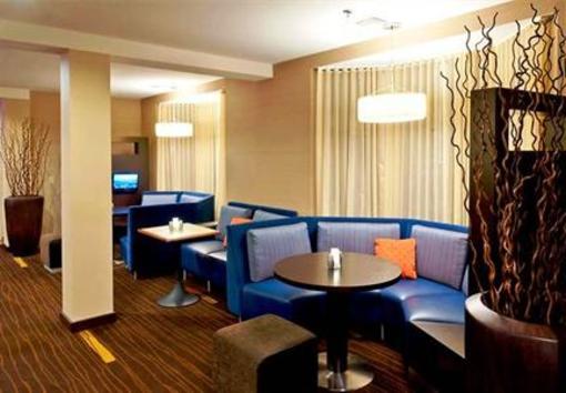 фото отеля Courtyard by Marriott Pensacola