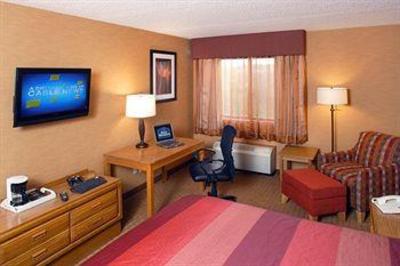 фото отеля BEST WESTERN East Mountain Inn & Suites