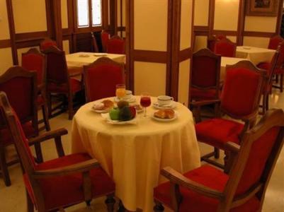 фото отеля Hotel II Castillas