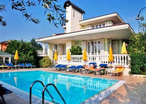 фото отеля Hotel Gardenia & Villa Charme