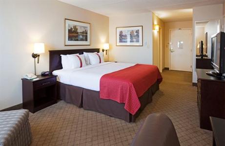 фото отеля Holiday Inn Neenah