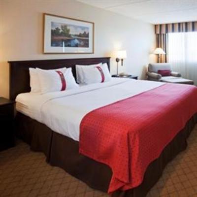 фото отеля Holiday Inn Neenah