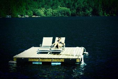 фото отеля Sakinaw Lake Lodge