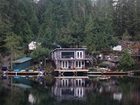 фото отеля Sakinaw Lake Lodge