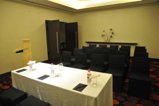 фото отеля Crowne Plaza Bengaluru Electronics City
