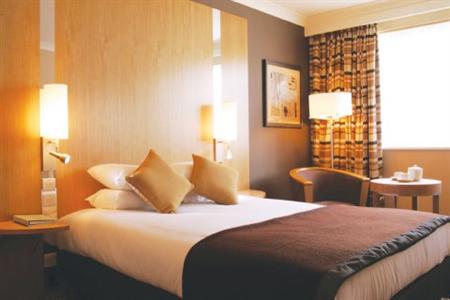 фото отеля Crowne Plaza Hotel Reading