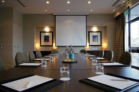 фото отеля Crowne Plaza Hotel Reading