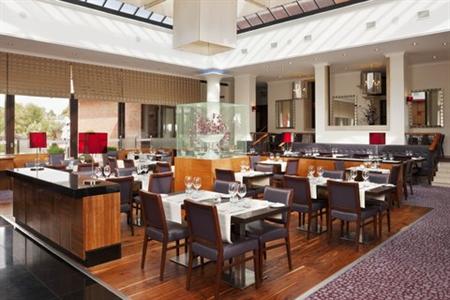 фото отеля Crowne Plaza Hotel Reading