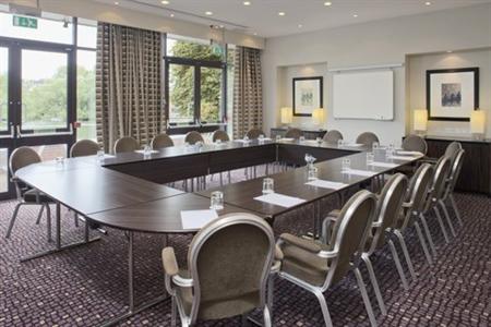 фото отеля Crowne Plaza Hotel Reading