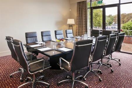 фото отеля Crowne Plaza Hotel Reading