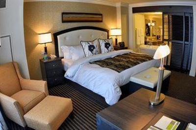 фото отеля Le St Martin Hotel Montreal