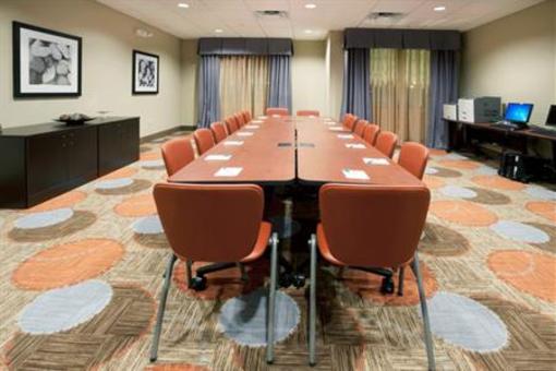 фото отеля Staybridge Suites Stone Oak