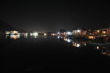 фото отеля Persian Palace Houseboats