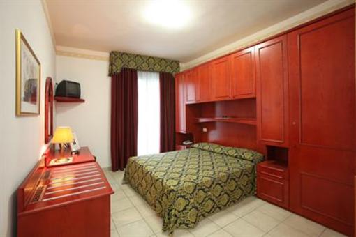 фото отеля Hotel Garni San Carlo