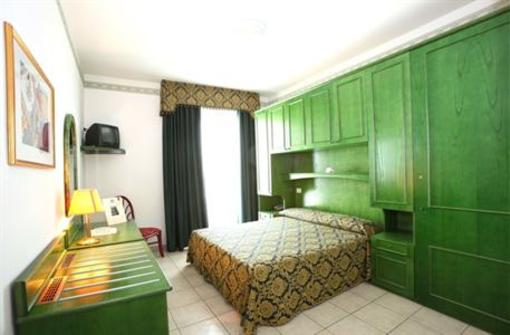 фото отеля Hotel Garni San Carlo