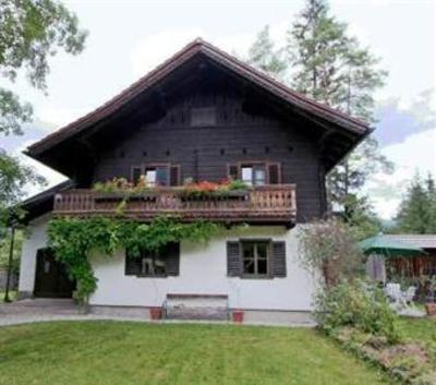 фото отеля Holiday House Strobl