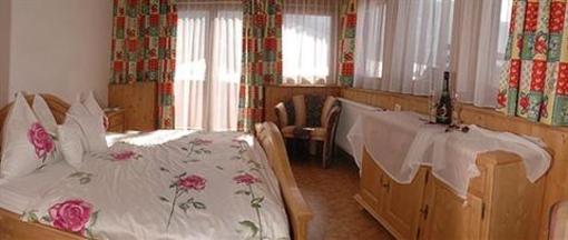 фото отеля Hotel Tyrol Gsies