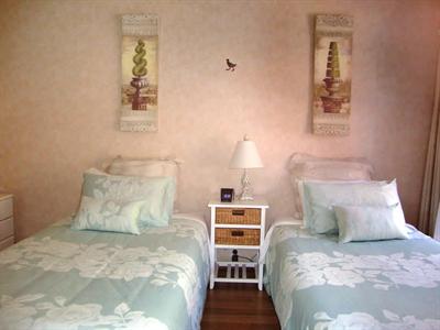 фото отеля Clear View Bed & Breakfast