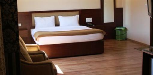 фото отеля 4 in Four Boutique Suites