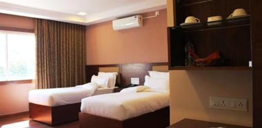 фото отеля 4 in Four Boutique Suites