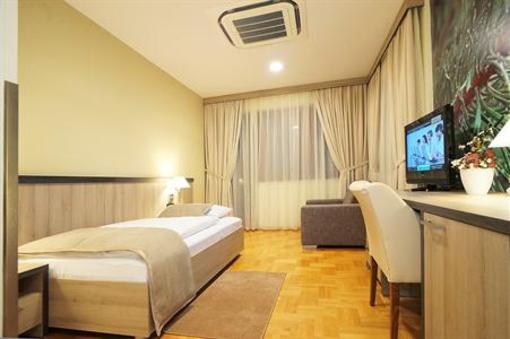 фото отеля Hotel Calypso Zagreb