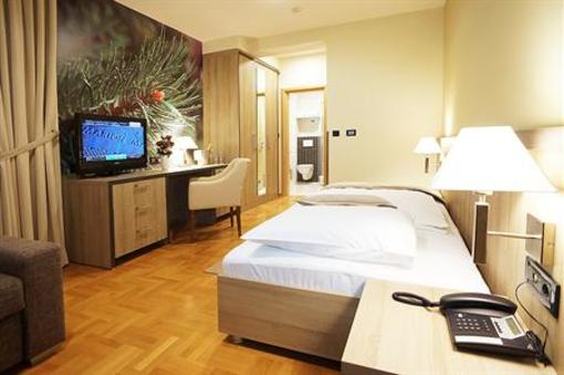 фото отеля Hotel Calypso Zagreb