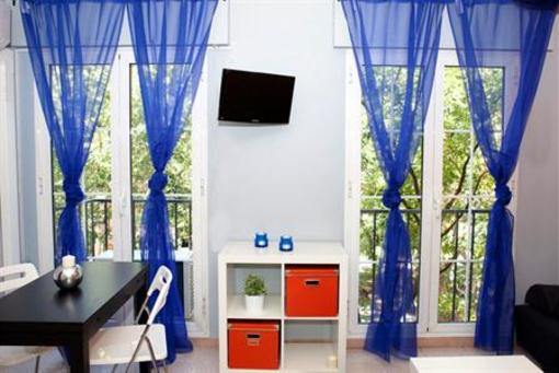 фото отеля Apartamentos Coso 196