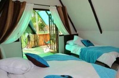 фото отеля Tube n Axe Backpackers Lodge