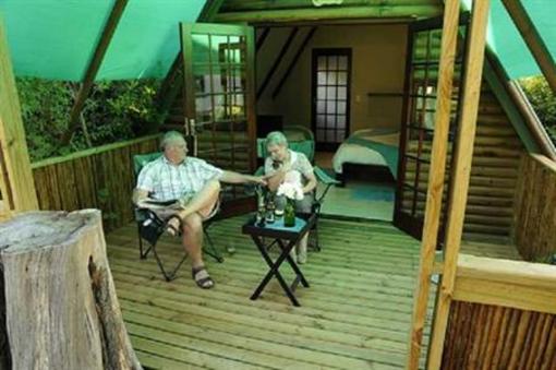 фото отеля Tube n Axe Backpackers Lodge